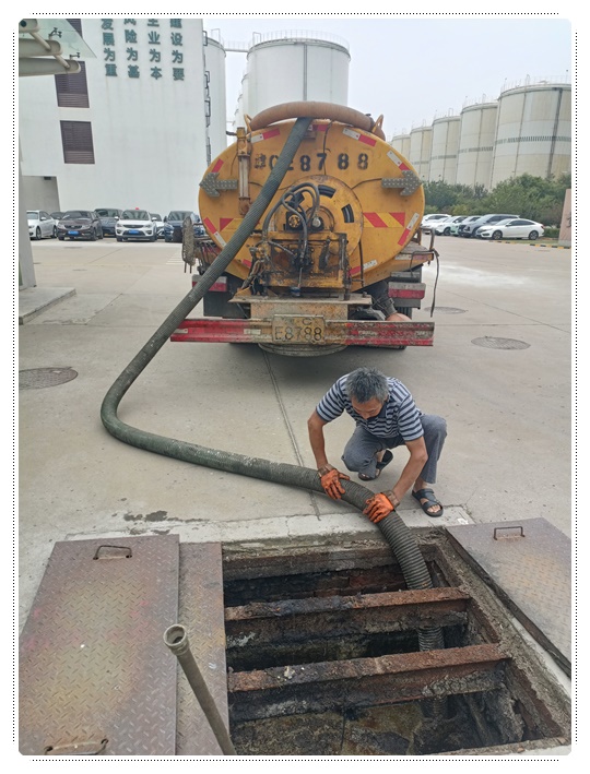 镇康隔油池清掏